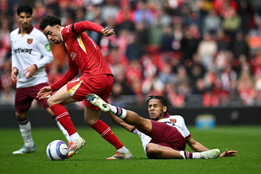 墨尔本胜利 墨尔本胜利