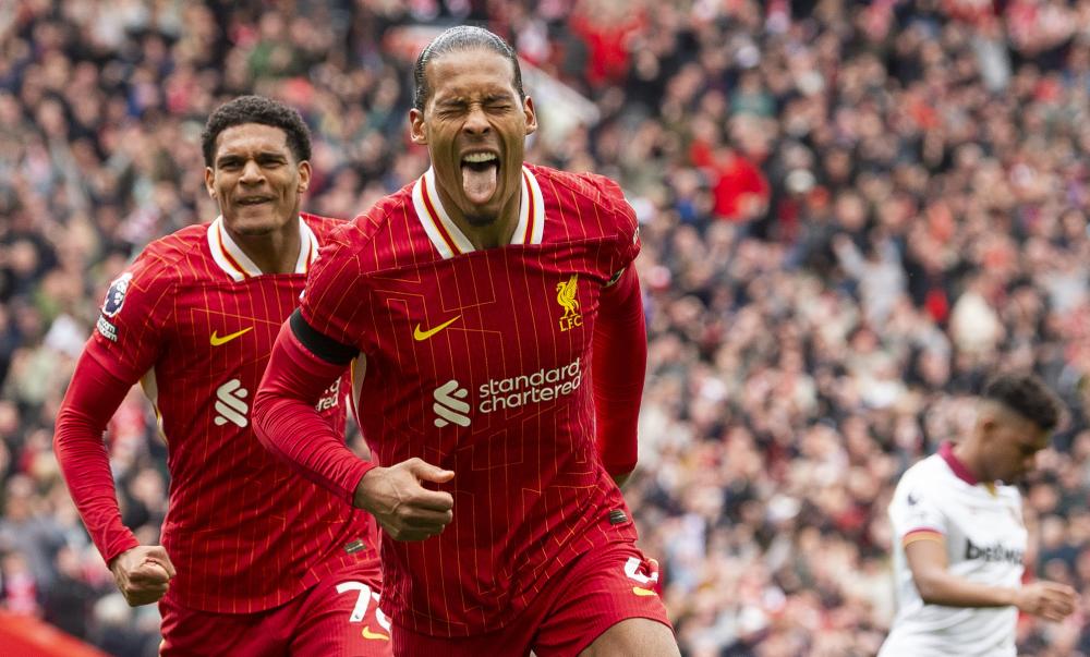 他强调了詹 他强调了詹